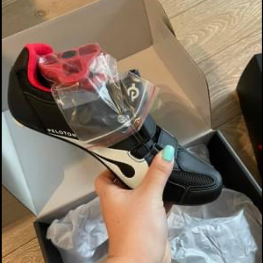 BRAND NEW Peloton Cycling Shoes